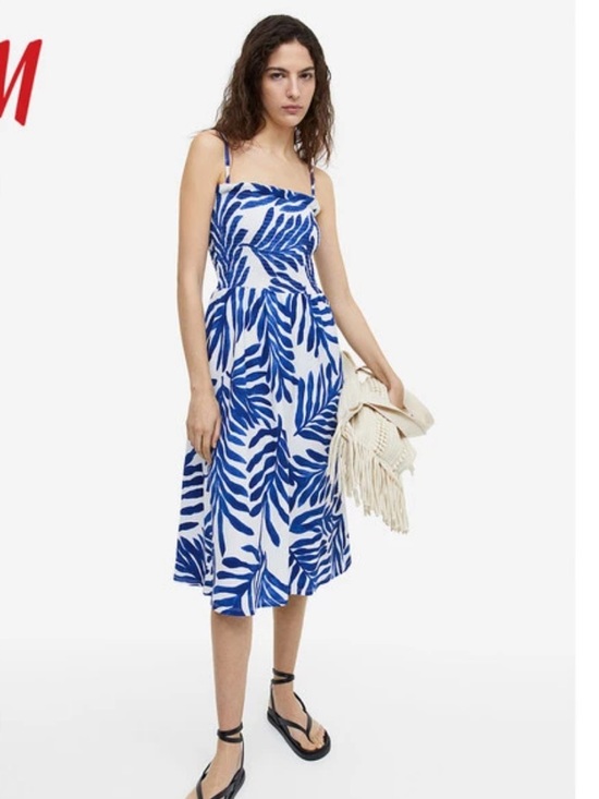 H&M Dresses & Skirts - H&M SMOCK-TOPPED DRESS White and Blue Pattern